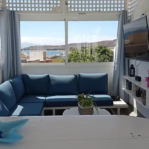 https://buena-fuerte-apartamento-mari-e-giuli.in-canary-islands.com