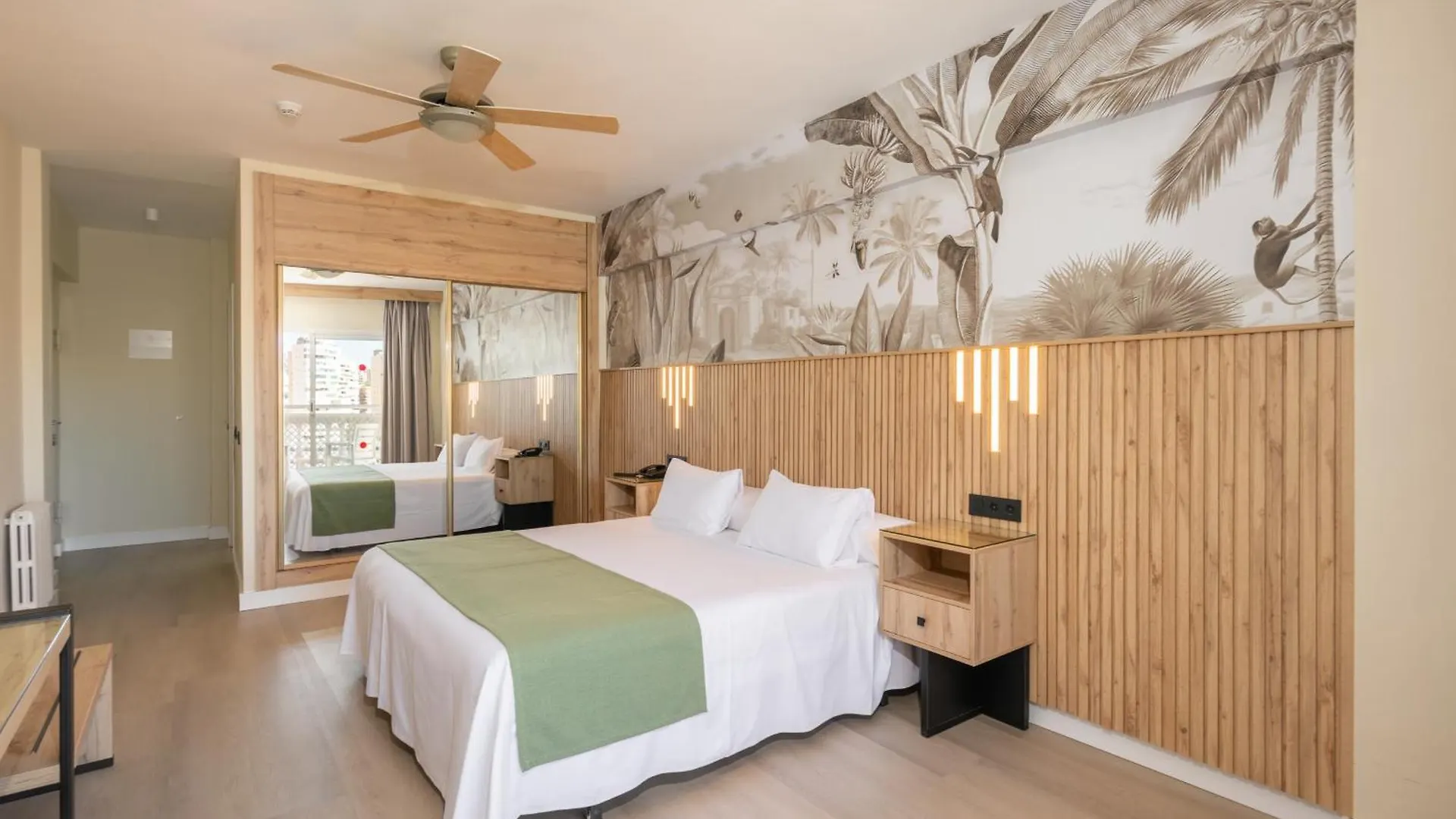 טורמולינוס Hotel Parasol By Dorobe