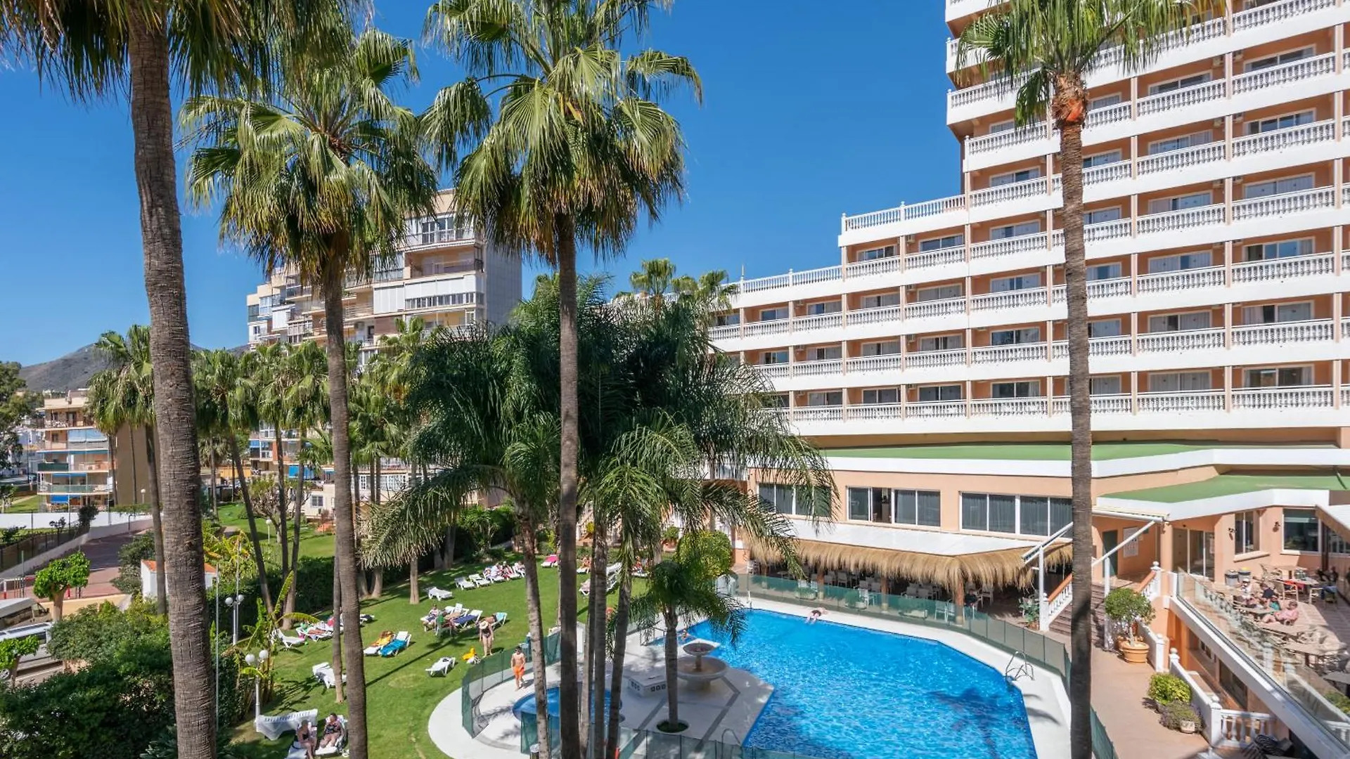 טורמולינוס Hotel Parasol By Dorobe