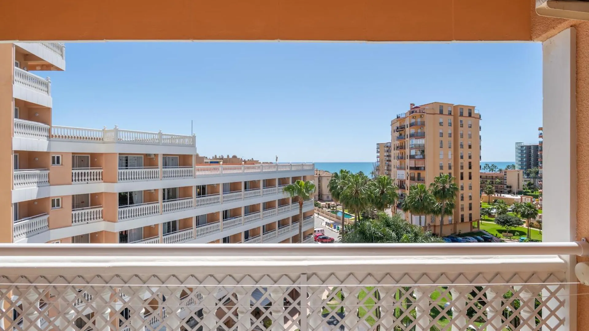 Hotel Parasol By Dorobe Τορρεμολίνος 4*,  Ισπανία