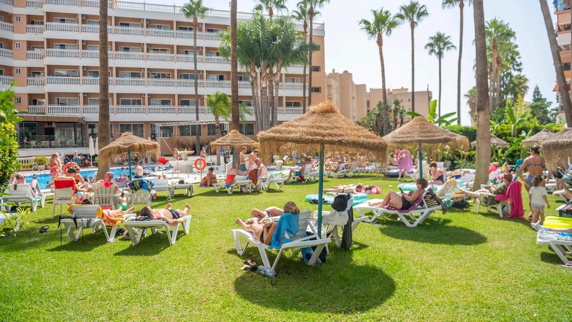 Hotel Parasol By Dorobe Τορρεμολίνος 4*,